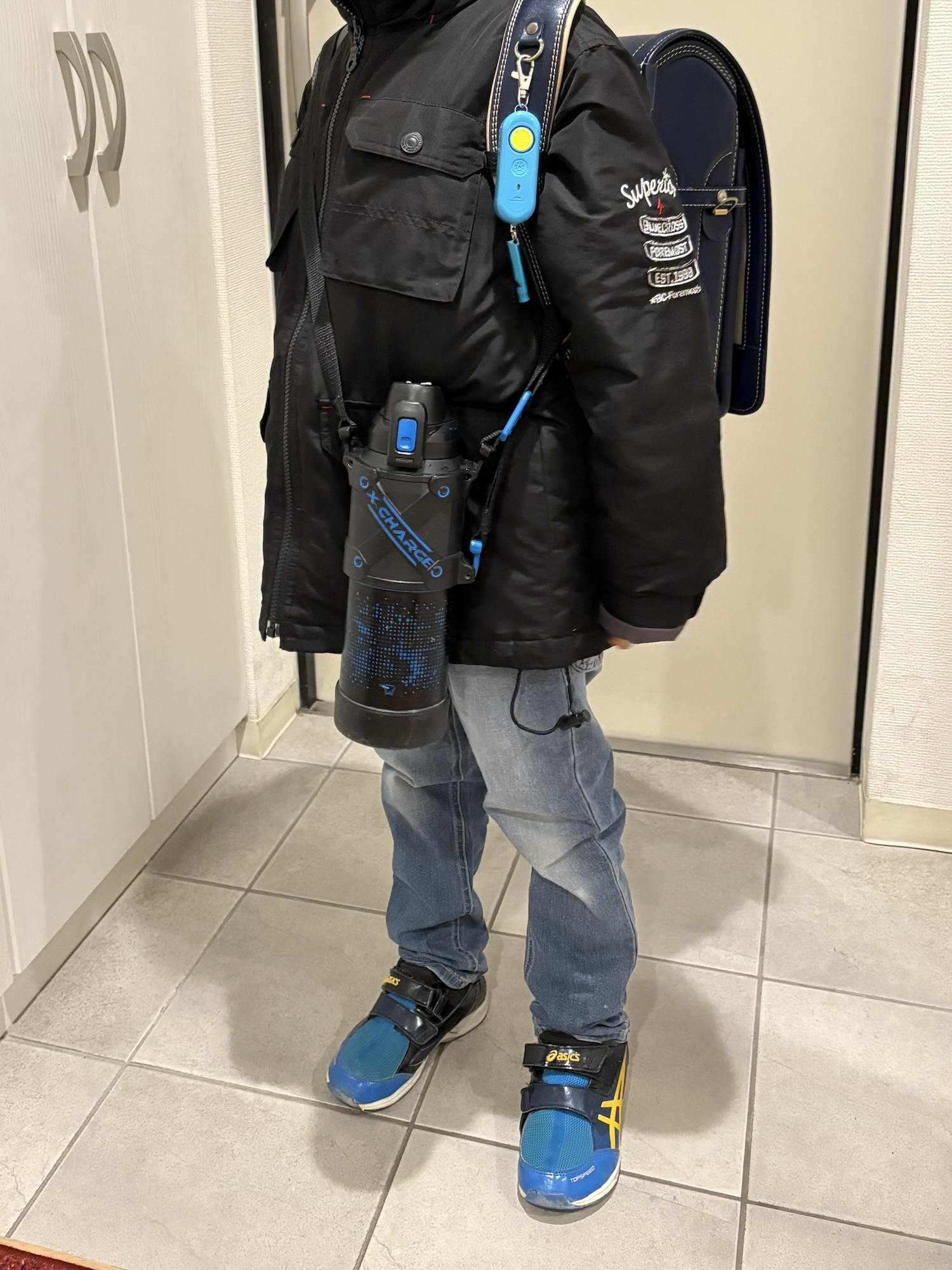 小学生の水筒のおすすめサイズは800ml、1L以上は1年生には大きすぎる